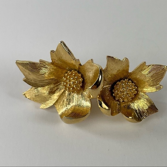 D’orlan Double Flower Brooch Gold Plated - Picture 2 of 9